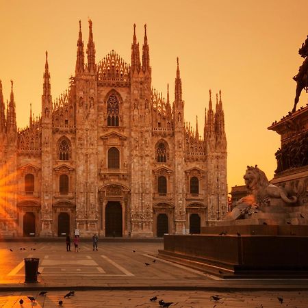 Апартаменты The Green Oriental; Gem In The Duomo City Center Милан Экстерьер фото